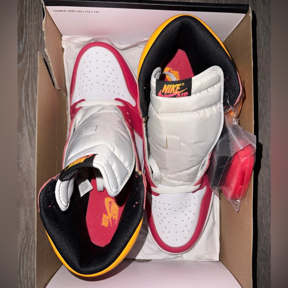 Men’s Air Jordan 1 Retro High OG Fusion - Picture 2 of 4